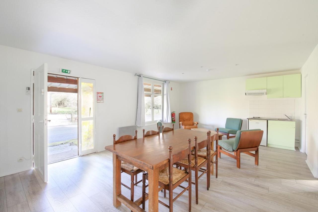 Les Cabanes Parisiennes - Chalets 1H30 From Paris - 62P Sainte-Genevieve-des-Bois Luaran gambar