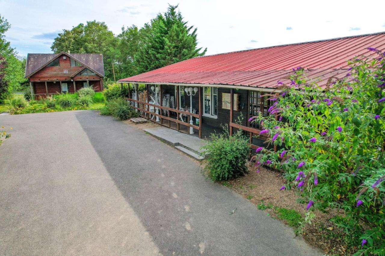 Les Cabanes Parisiennes - Chalets 1H30 From Paris - 62P Sainte-Genevieve-des-Bois Luaran gambar