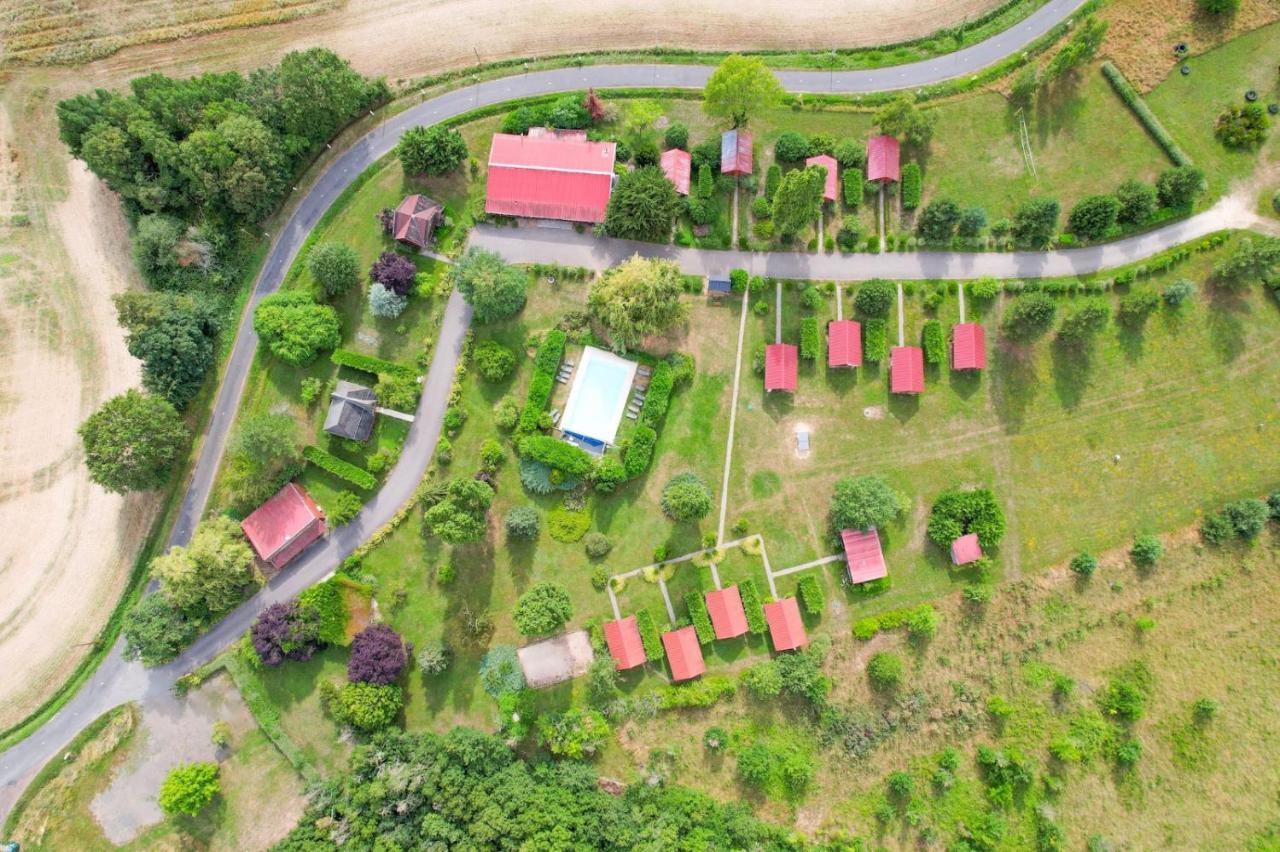 Les Cabanes Parisiennes - Chalets 1H30 From Paris - 62P Sainte-Genevieve-des-Bois Luaran gambar