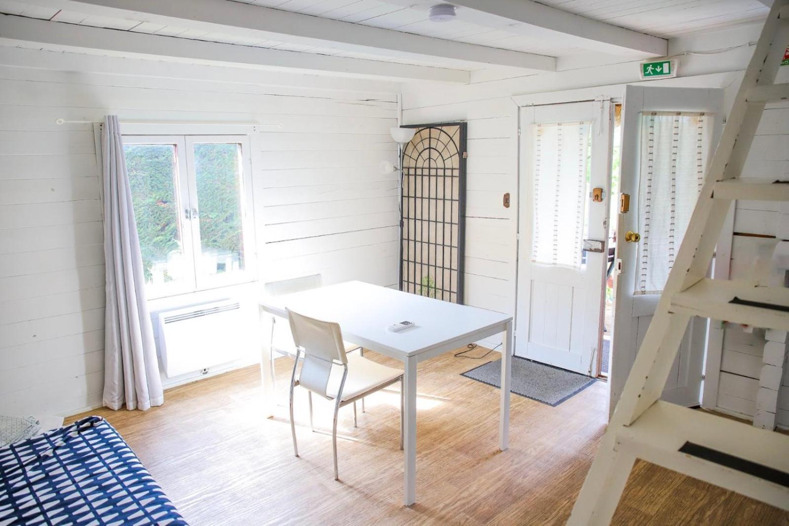 Les Cabanes Parisiennes - Chalets 1H30 From Paris - 62P Sainte-Genevieve-des-Bois Luaran gambar