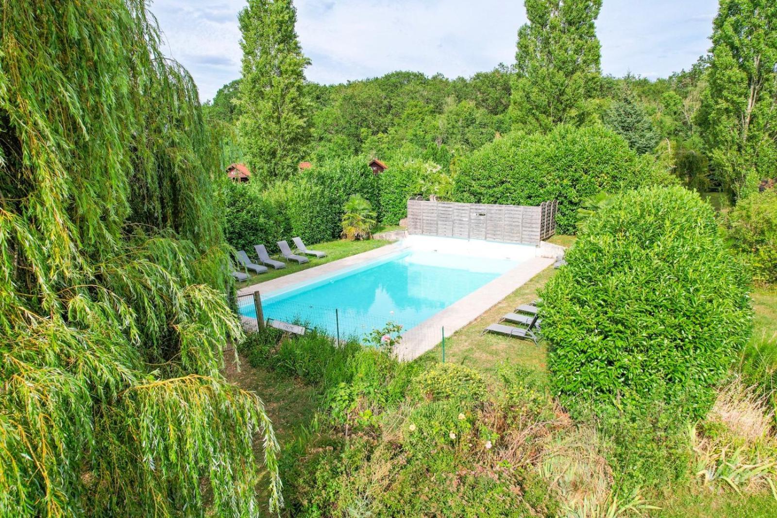 Les Cabanes Parisiennes - Chalets 1H30 From Paris - 62P Sainte-Genevieve-des-Bois Luaran gambar